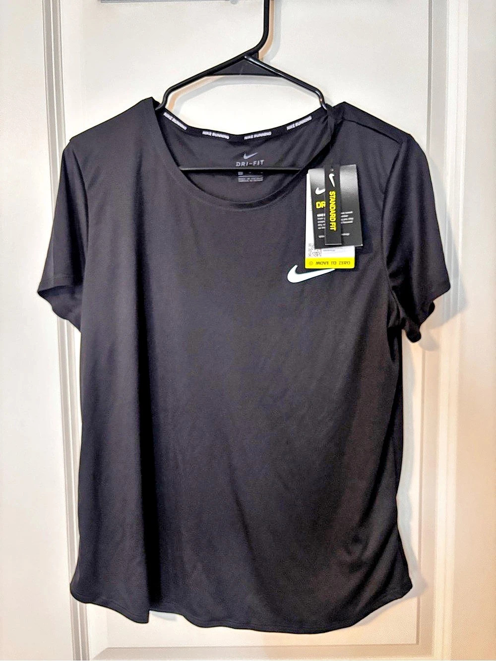 Nike Dri-FIT Short Sleeve Tee in Black Size Large NWT